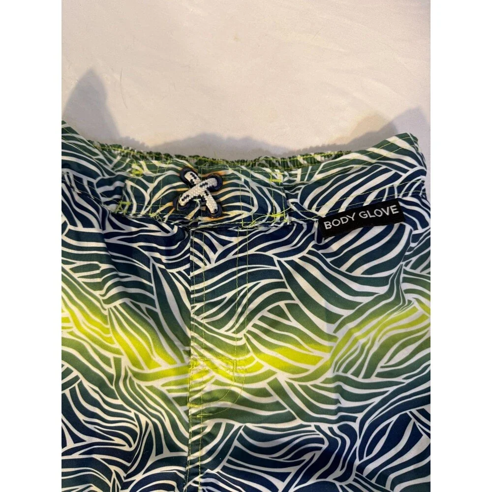 Body Glove Boys Swim Trunks Swimsuit Size 8 Small Green Pattern Board Shorts